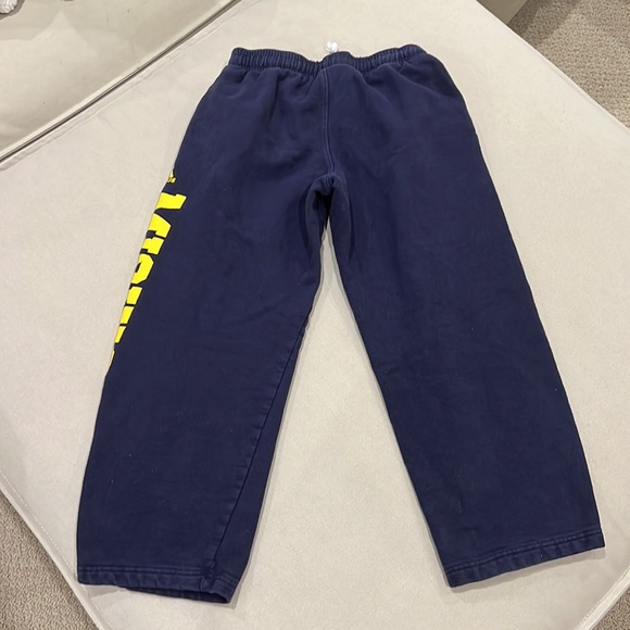 Youth Michigan sweatpants, small - Picture 3 of 4